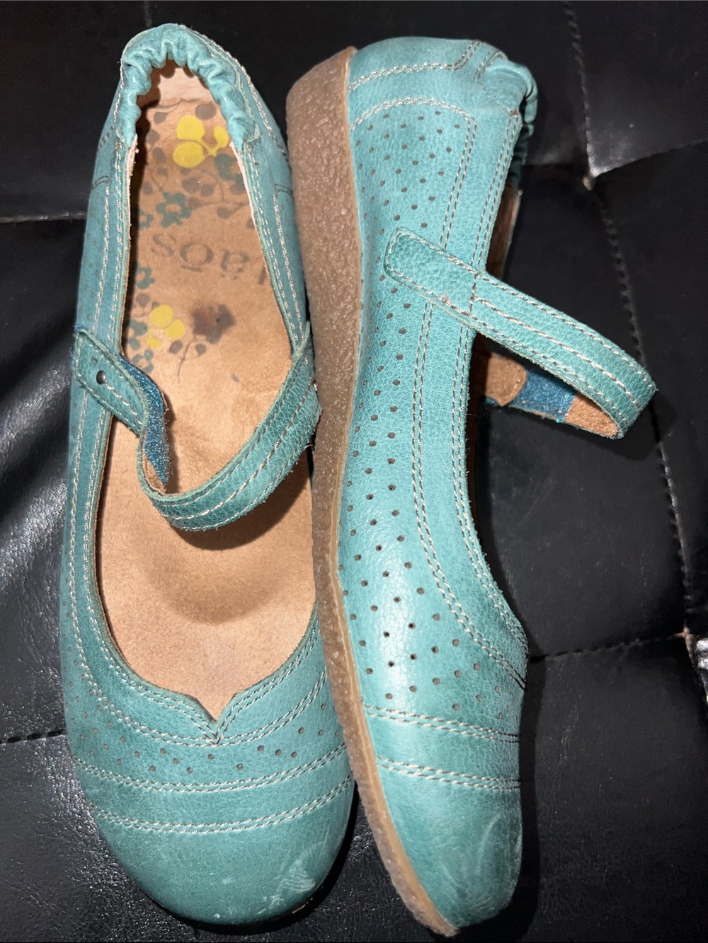 Taos Footwear Teal Mary Jane Flats with Strap